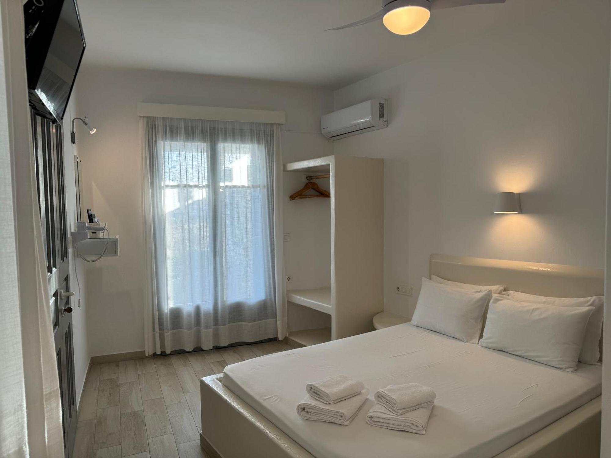 Apartmán Annarita Adamantas  Pokoj fotografie